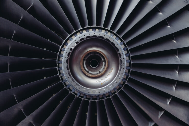 An aeroplane's wing fan